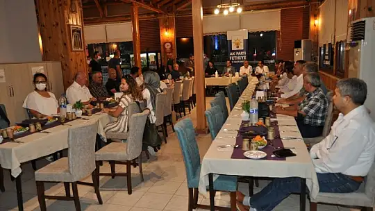 AK Parti Fethiye İlçe Yönetimi 1. yılını kutladı