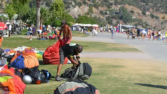 Babadağdan atlayan atlayana