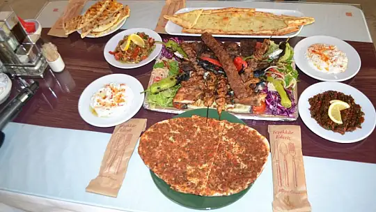 'Kırmızı Beyaz Et Restaurant' misafirlerini bekliyor