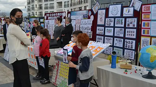 E-twinning proje sergisi yapıldı