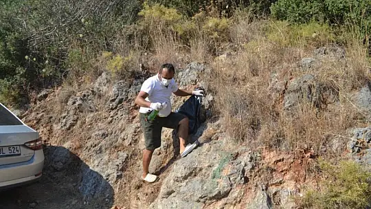 Ölüdeniz'de bayram sonu çevre temizliği yapıldı