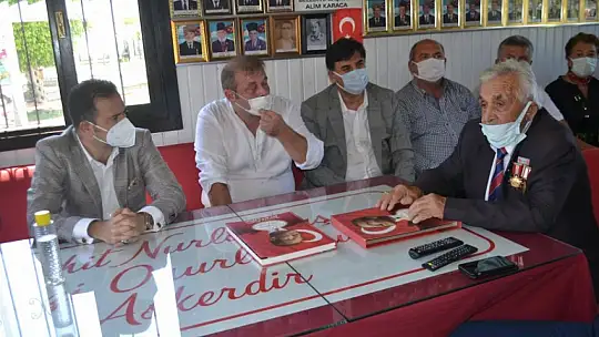 Şehit Aileleri Ve Muharip Gaziler Derneğine Protokolden Bayramlaşma Ziyareti