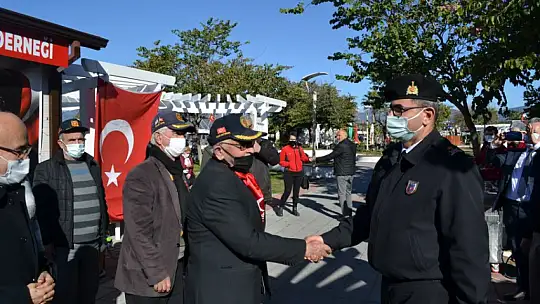 Şehitler İçin Lokma Döktürdüler