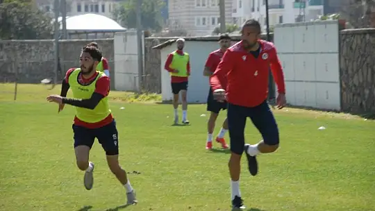 Fethiyespor'u kaptanlar çalıştırdı 