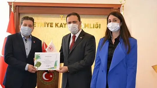 Muhtarlara sertifikaları verildi