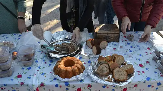 ÇYDD'den Eski Yıla Veda Yeni Yıla Merhaba Kermesi