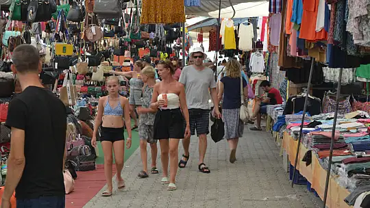 Pazarcılar İşlerin Düşmesinden Dert Yanıyor