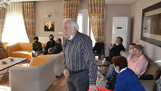 Engelleri Aşan Okul'dan Yaşlılara Ziyaret