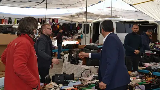 Başkan Adayı Çalhan Esnaf İle Buluştu