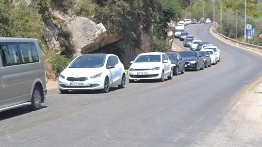 Ölüdeniz'in trafik sorununa profesyonel yardım bekleniyor