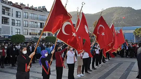 Fethiye'de Atatürk saygı ile anıldı