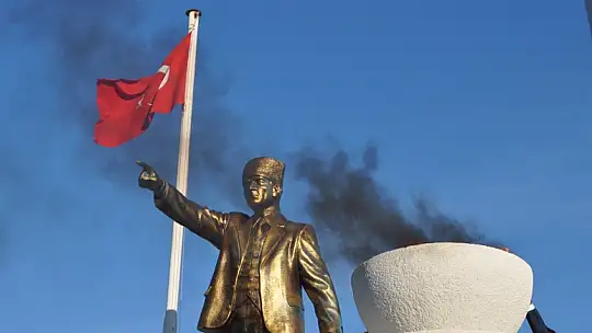Fethiye'de Atatürk saygı ile anıldı