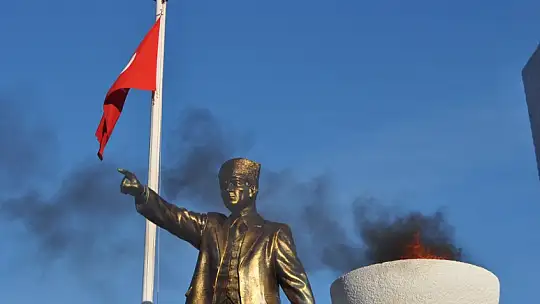 Fethiye'de Atatürk saygı ile anıldı