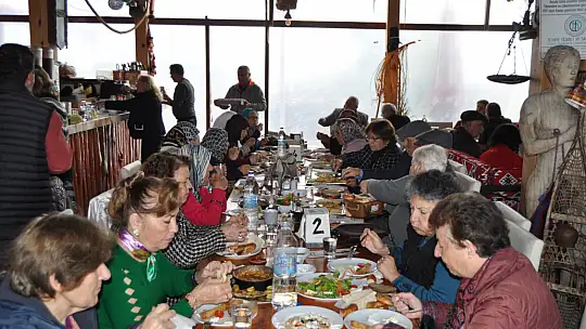 Bağımsız Emekliler Sendikası Üyelerinden Kaynaşma Kahvaltısı