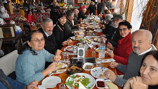 Bağımsız Emekliler Sendikası Üyelerinden Kaynaşma Kahvaltısı