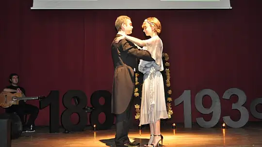 10 Kasım Atatürk'ü anma etkinliğinde duygu dolu anlar yaşandı