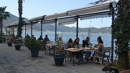 Fethiye'de restoran ve kafeler açılış hazırlıklarına başladı