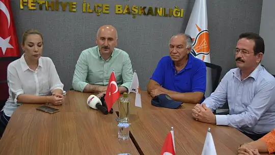 Bakan Karaismailoğlu, AK Parti Fethiye teşkilatını ziyaret etti