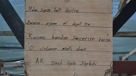 Çarıklı Kasap hayvan pazarında yerini aldı