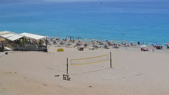 Kurban Bayramı öncesi Ölüdeniz tıklım tıklım doldu