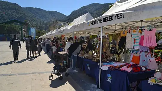 Normalleşme süreci ile stantlar açılmaya başlandı