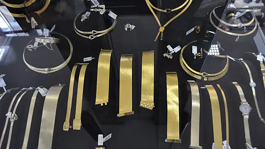 Uzmanlar, vatandaşın bankaya yöneldiğini söylüyor