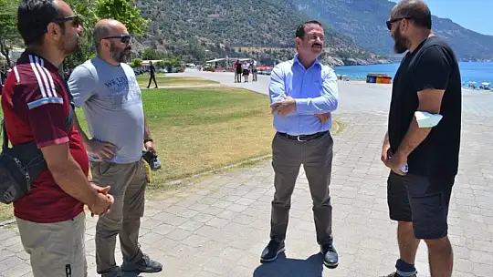 AK Partili Öztürk, yamaç paraşütü pilotlarının sorunlarını dinledi