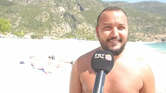 Güneşli ve güzel havada deniz keyfi yaptılar