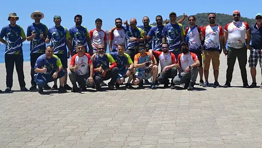 Adana Havacılık Kulübü Ölüdeniz'de eğitim yapıyor