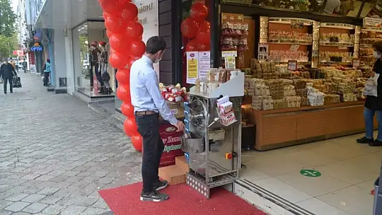 Vatandaşlar yılbaşı için paket paket çerez aldı