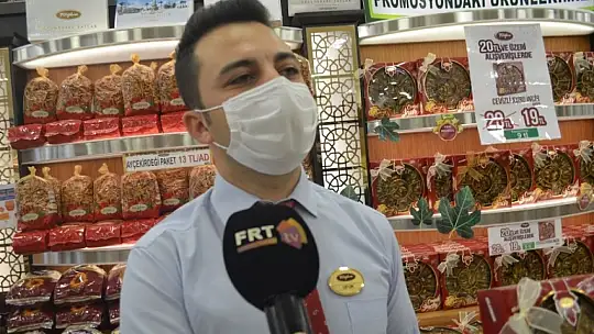 Vatandaşlar yılbaşı için paket paket çerez aldı