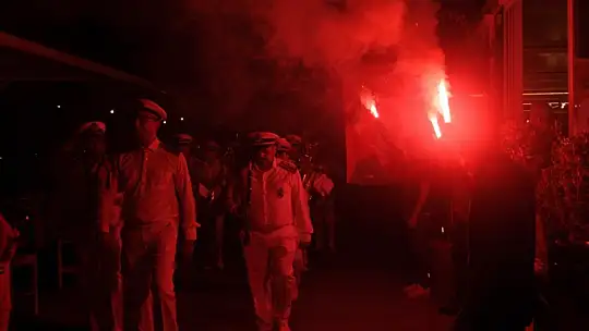 Cumhuriyet yürüyüşünde, Bayram coşkusu