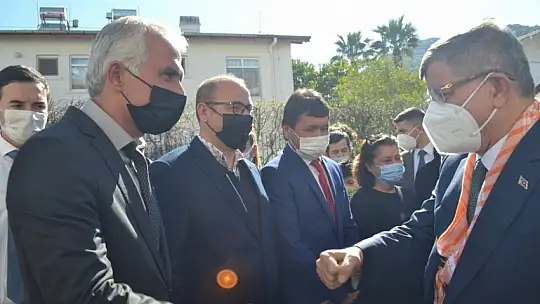 Fethiye'de Davutoğlu sevgisi