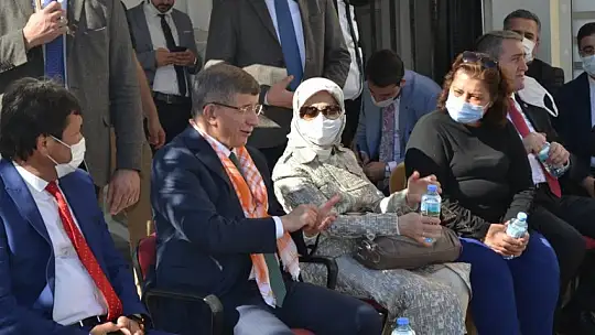 Fethiye'de Davutoğlu sevgisi