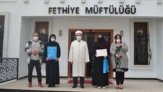 İslam'ı araştırdı ve müslüman oldu