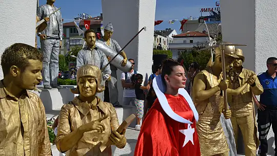 Fethiye'de 100 Kişi ile Zeybek Şöleni