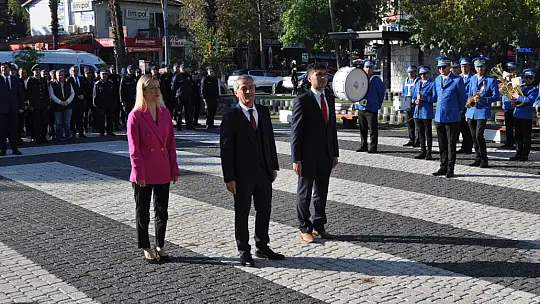 Fethiye'de öğretmenler günü ilgi ile izlendi