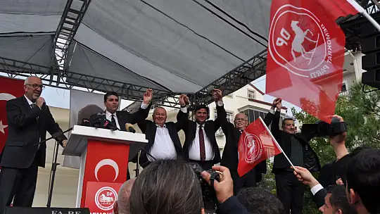 İLÇE TEŞKİLATI DUALARLA AÇILDI