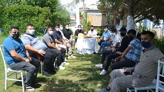 Müzisyenler işlerini geri istiyor