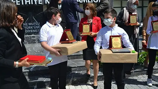 'Ben Okuyorum Dünyam Büyüyor'