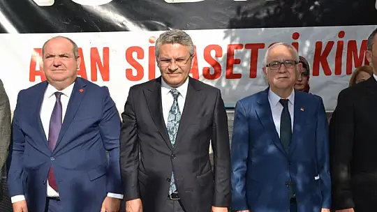 Chp Rozet Takma Törenine Yoğun Katılım