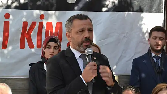 Chp Rozet Takma Törenine Yoğun Katılım