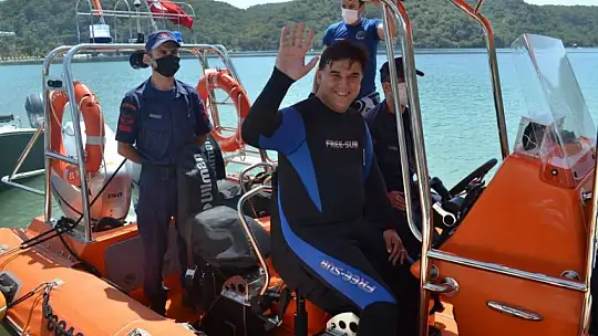 Dalgıç Başkandan denizdibi temizliği