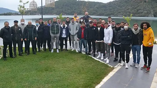 Turizmci Sarper Konakçı'dan Fethiyespor'a 100 Bin TL bağış