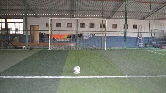 Halı saha işletmecileri dertli 