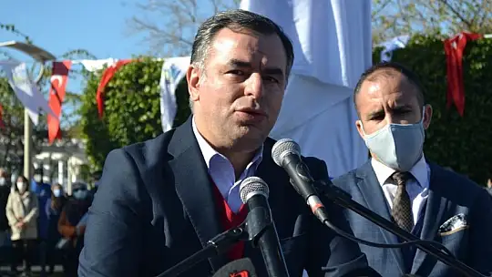 Uğur Mumcu Anıtı türküler eşliğinde açıldı