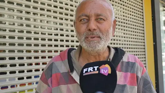 Muaflar dışarıda vatandaşlar evlerde