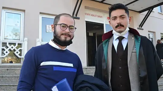 Başkan Karaca duruşma yerine törene katıldı