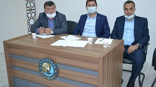 Seydikemer'de Muhtarlar Kongresini tamamladı  