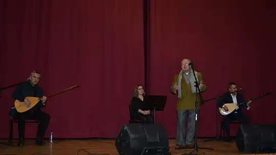 Türkülerin babası düzenlenen konser ile anıldı